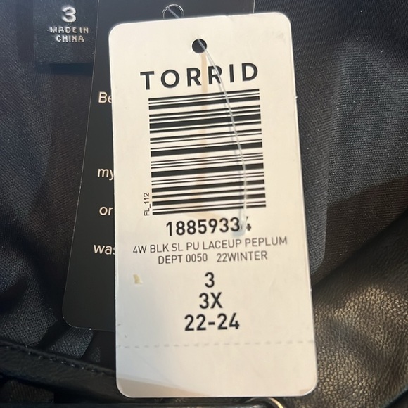 Torrid Peplum Faux Fur Leather Lace Up Top Size 3x NWT Goth Steampunk Rockabilly - Picture 8 of 10